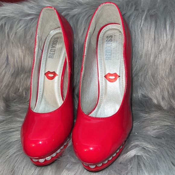Red Kiss Footwear Pearl Red Platform Heels size 10 - Picture 3 of 9
